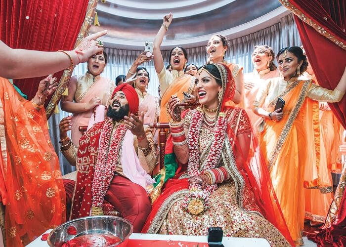 20+ Most Beautiful Wedding Traditions Around The World