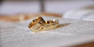 An Ultimate Guide to Financing Options for Your Dream Wedding Rings