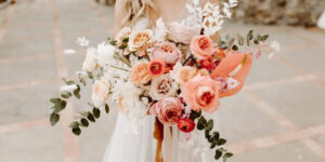 150 Best Lush Wedding Bouquets for Brides in 2024