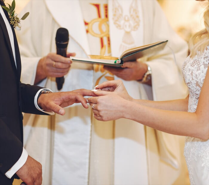 Christian Wedding Wishes for Couple With Bible Verses