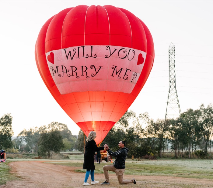 Proposal in a Hot Air Balloon