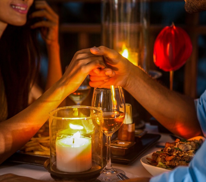 The Classic Candlelit Dinner Proposal